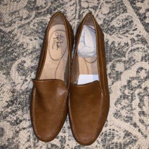 Life Stride Margot loafers